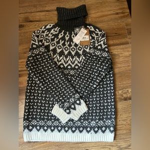 NWT Wind River Heritage turtleneck sweater